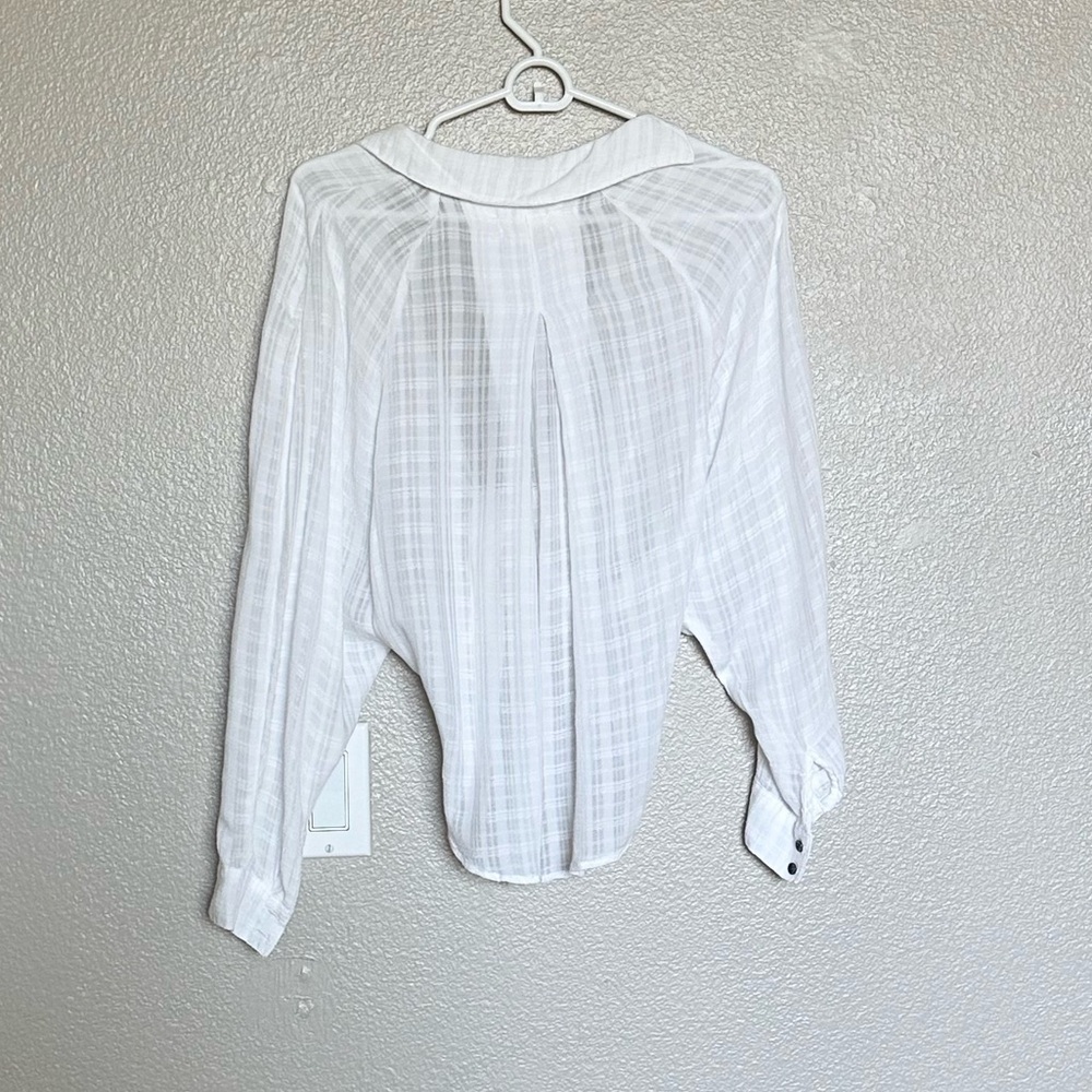 BDG: blouse - Size S - Picture 3 of 4